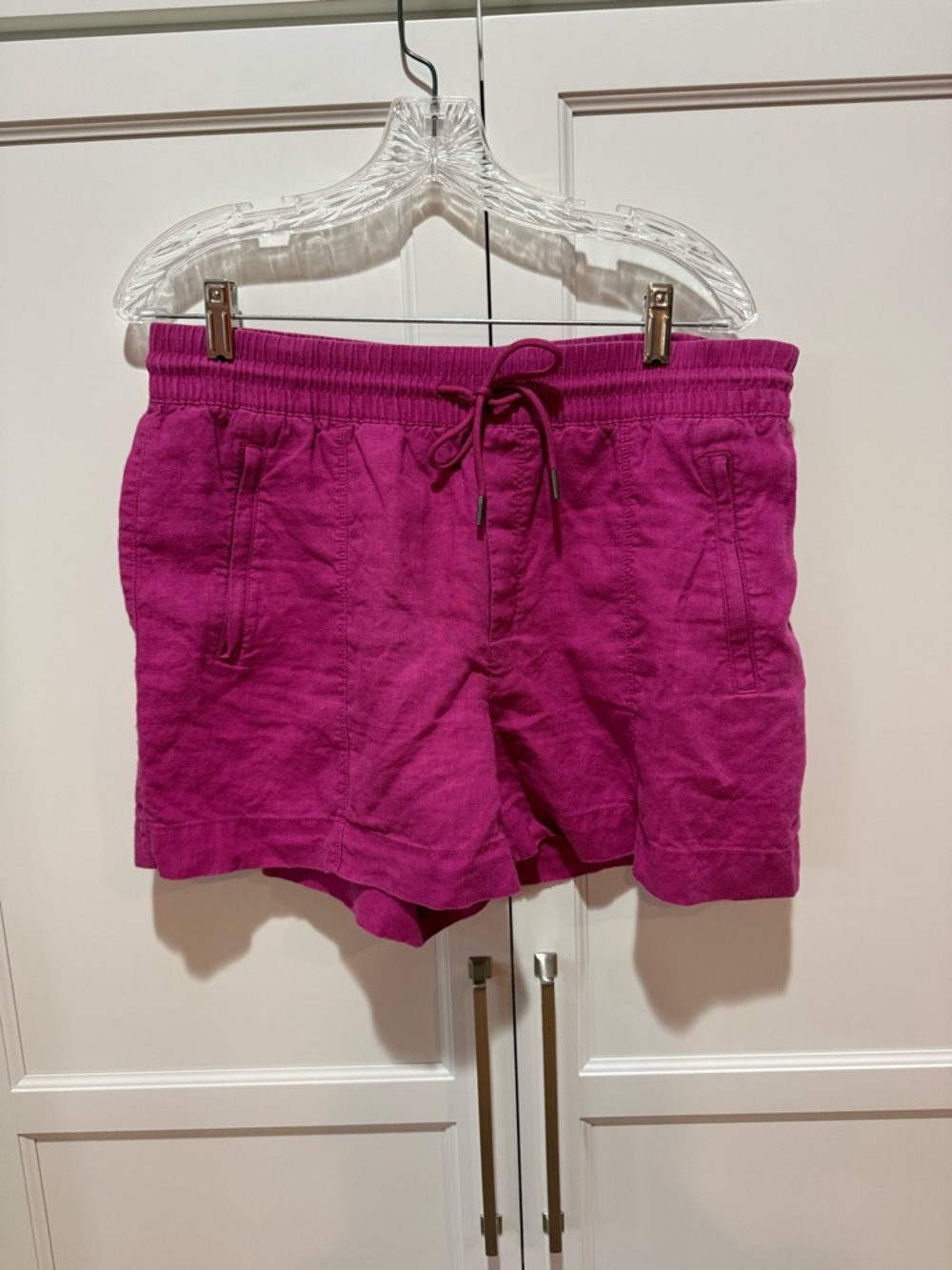 Athleta Magenta Drawstring Athletic Linen-Blend Shorts